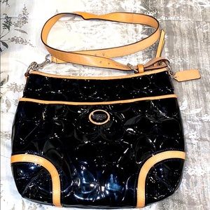 MOVING SALE Coach crossbody black & tan